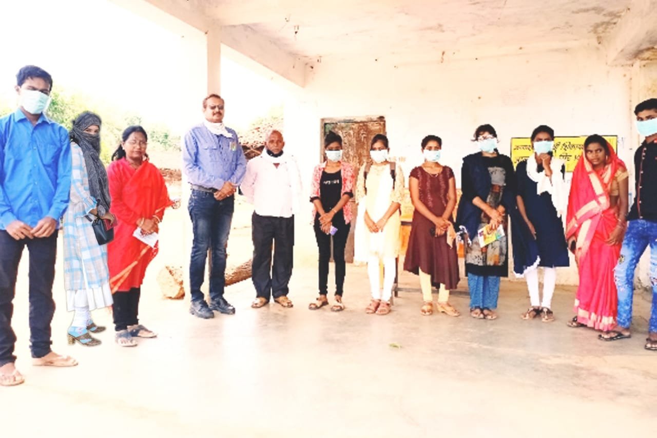 शिक्षा सारथियों ने थामी शिक्षा की मसाल