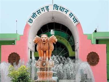 कांग्रेस ने बजट को सराहा तो भाजपा ने निराशाजनक बताया