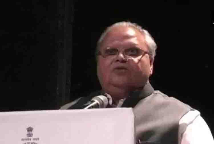 सरकार गलत रास्ता अपना रही है, किसानों को हरा नहीं पाएगी