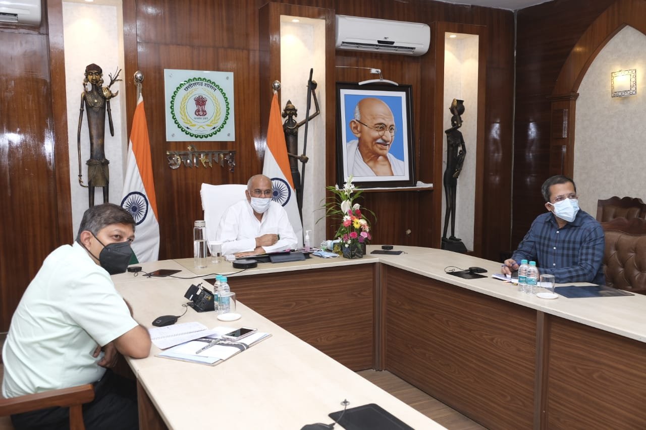 रायपुर : अस्पतालों में मरीजों के सुगमता से इलाज और आगजनी की घटना को रोकने के लिए पुख्ता प्रबंध हो: मुख्यमंत्री