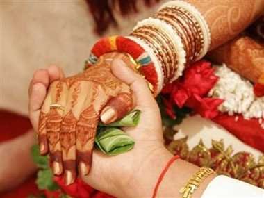 अप्रैल में शादी के कई मुहूर्त, लाकडाउन की आशंका ने बढ़ाई परेशानी