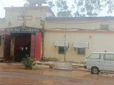 कोविड अस्पताल में संक्रमित बंदियों की सुरक्षा नहीं