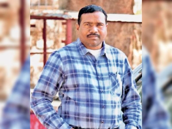 नौकरी से निकलवा देने की धमकी देकर सहकर्मी से किया दुष्कर्म, बिजली कंपनी का एई गिरफ्तार