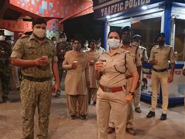 चाय-पानी के बहाने पुलिसकर्मियों में कसावट लाने की कवायद