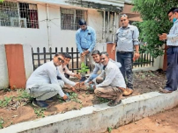 पंचायत सचिवों ने सीएम और मंत्री से की शासकीयकरण करने की मांग