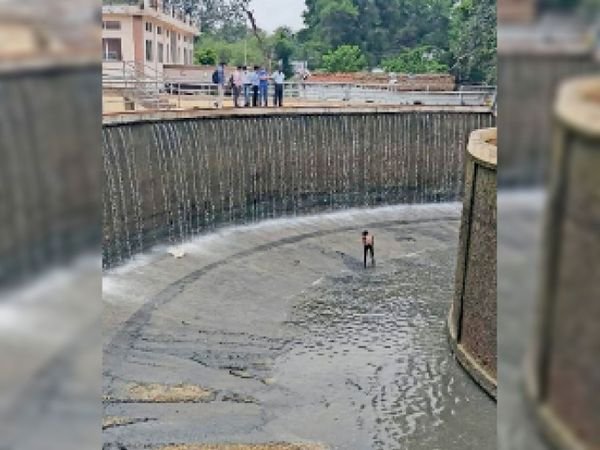 फिल्टर प्लांट की सफाई पूरी, आज से निर्धारित समय पर मिलेगा पीने का पानी