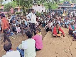 2 बैग खाद देकर पोर्टल में दर्ज कर रहे 12 बैग एसएमएस से खुल गया सोसाइटी का फर्जीवाड़ा
