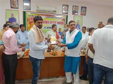 किसानों के हित में काम कर रही राज्य सरकार