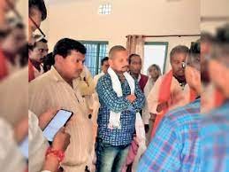 डिप्टी रेंजर पर ग्रामीणों ने लगाया उगाही का आरोप