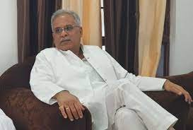 मुख्यमंत्री के पिता ने ब्राह्मणों को बताया विदेशी, सीएम बघेल बोले- कानून से ऊपर कोई नहीं, मुकदमा दर्ज