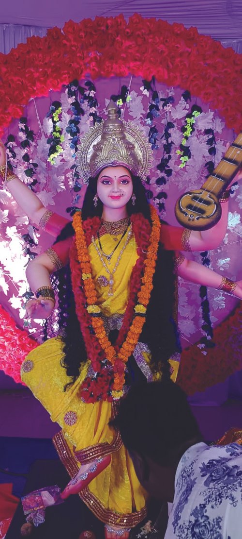 राजनांदगांव : स्टेशनपारा में पंचमी में मां सरस्वती की प्रतिमा स्थापित