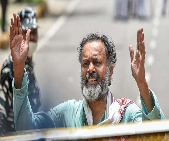 जानें- योगेंद्र यादव को संयुक्‍त किसान मोर्चा ने क्‍यों किया एक माह के लिए निलंबित