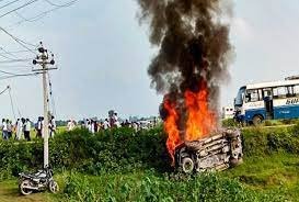 सुप्रीम कोर्ट का यूपी सरकार से सवाल- रैली में सैकड़ों किसान थे तो चश्मदीद गवाह सिर्फ 23 क्यों?