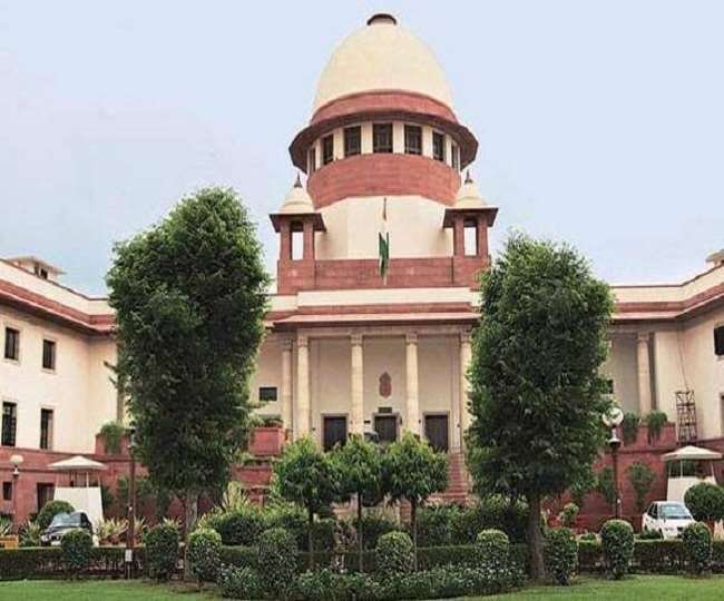 दिल्ली में स्कूल खोलने पर SC ने लगाई फटकार, कहा- बड़े लोग वर्क फ्राम होम है और बच्चों को जाना पड़ता है स्कूल
