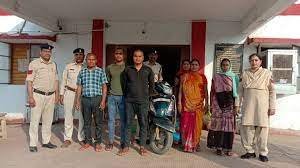 दहेज के लिए हैवानियत: गला घोंटकर पत्नी को मार डाला, 19 दिन पहले दिया था बच्चे को जन्म