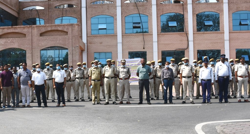 बलरामपुर : कार्यालय जिला सेनानी एवं नगर सेना अधिकारी नगर सेना बलरामपुर द्वारा अग्निशमन सुरक्षा सप्ताह का किया गया आयोजन