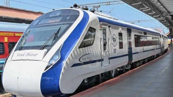 Vande_Bharat_Express_66.jpg