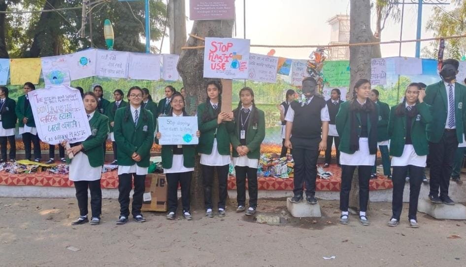 20231223172403_SCHOOL STUDENTS (3)