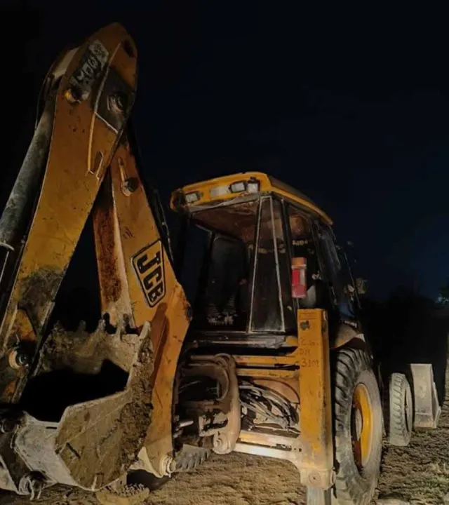 JCB-1-scaled