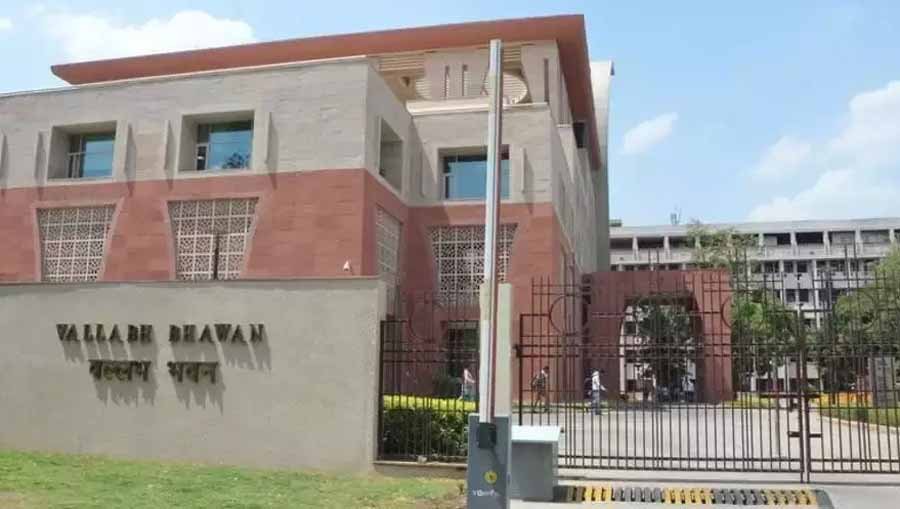 Vallabh_b_havan.jpg