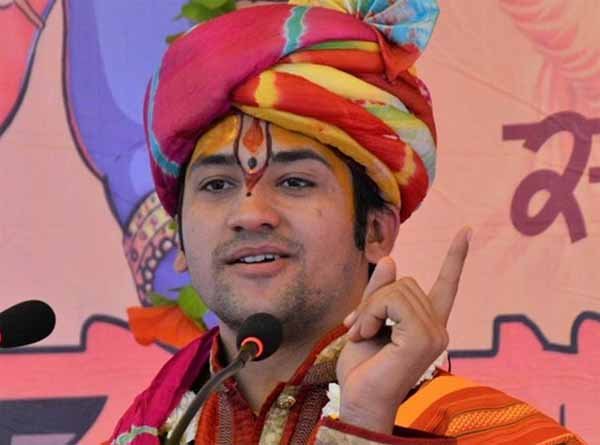 Dhirendra_Krishna_Shastri_we.jpg