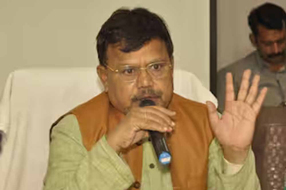 Pradyuman_Singh_Tomar_194_5.jpg