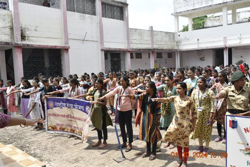 राजनांदगांव : कमला कालेज में चलाया गया स्वच्छता अभियान