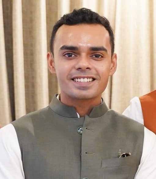 kartik2.jpg