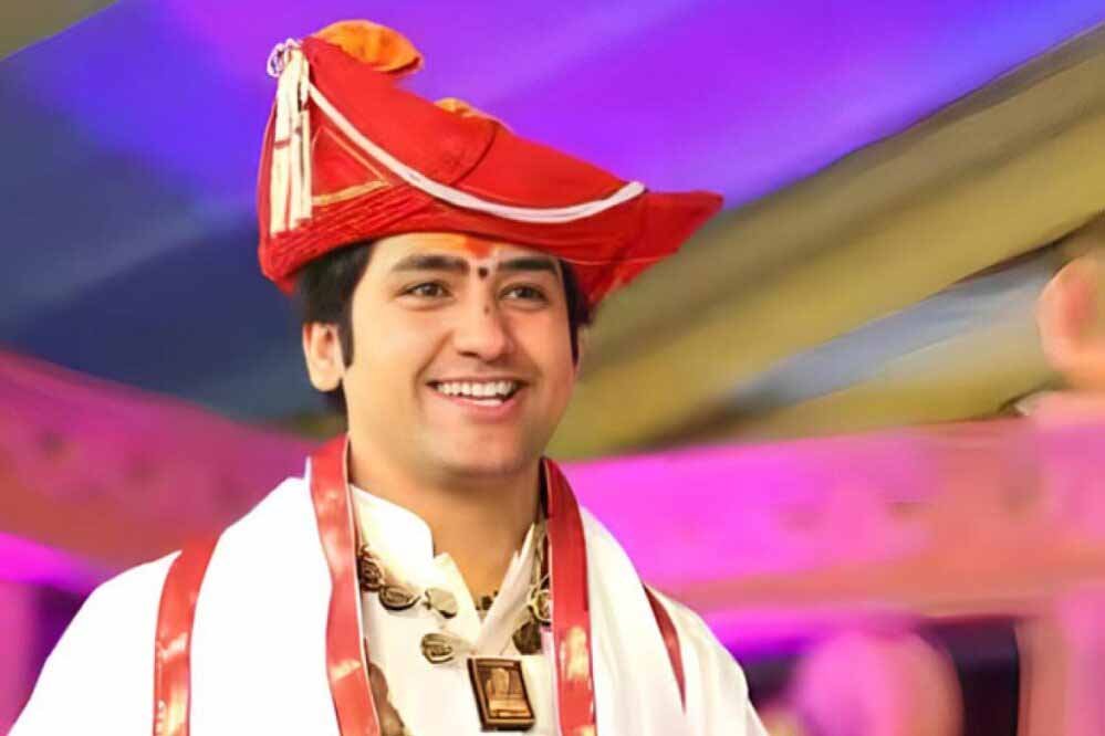 Dhirendra_Krishna_Shastri7_2-1.jpg