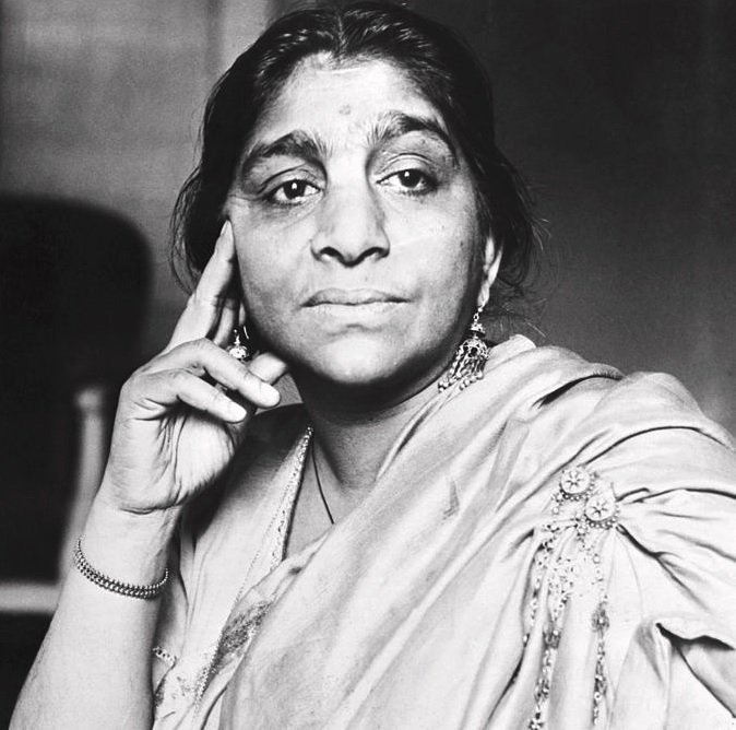 20230212193748_sarojni naidu1