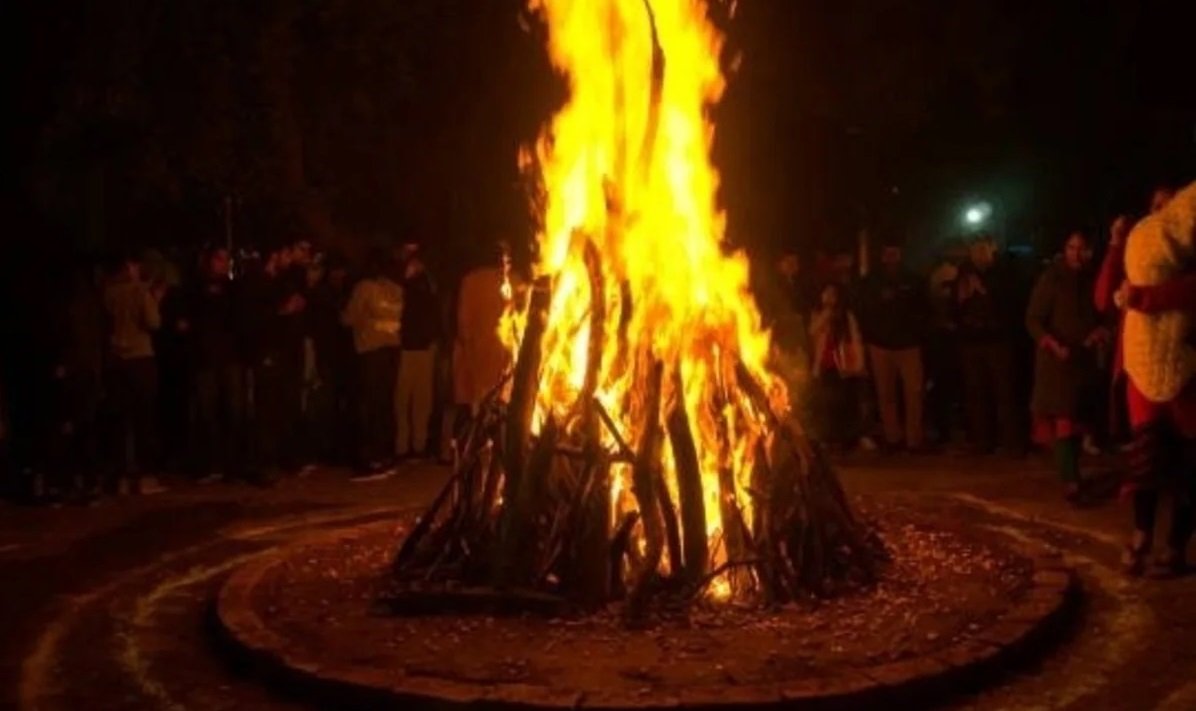 20250312161310_holika dahan