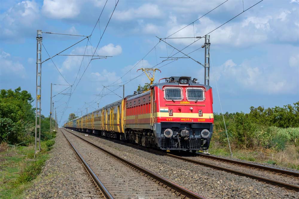 train-11.jpg