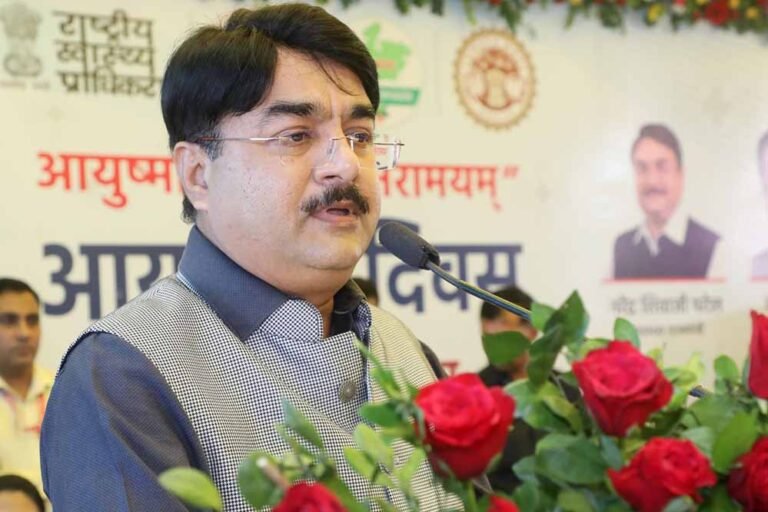 Narendra_Shivaji_Patel_72.jpg