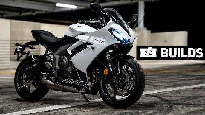 Triumph Daytona 660 Bike