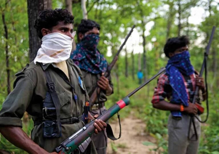 NAXAL_PRABHAVIT1-1.jpg