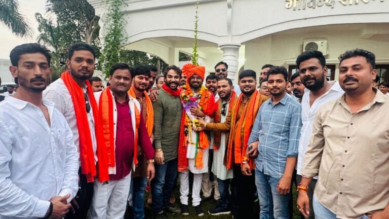भाजयुमो अध्‍यक्ष के कार्यभार समारोह में शामिल हुआ मोर्चा