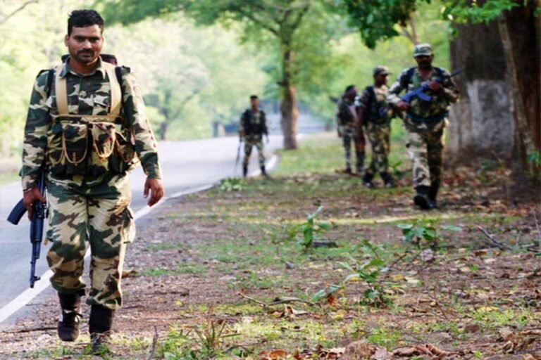Naxal12_5-2.jpg