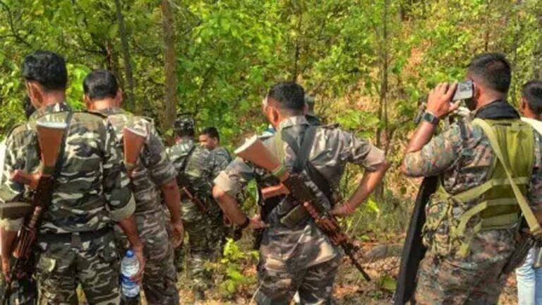 bastar2.jpg
